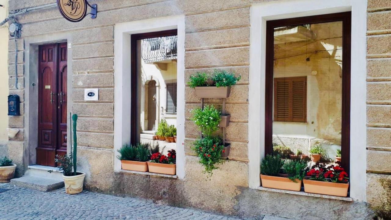 La Vecchia Posta B&B Calangianus Esterno foto